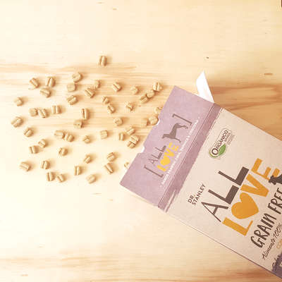 Ração All Love Veggie Grain Free Sabor Frango, Chia, Tapioca & Cúrcuma para Cães Adultos
