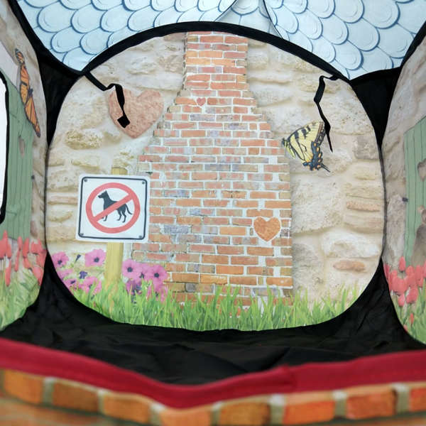 Brinquedo KONG Play Spaces Bungalow (CA78) - Tam. Único