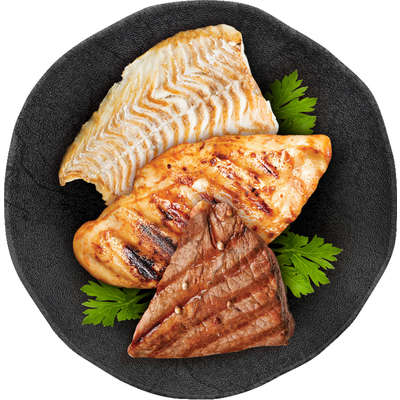 Ração Úmida Three Cats Super Premium Patê Peixe Branco, Frango e Carne para Gatos Adultos