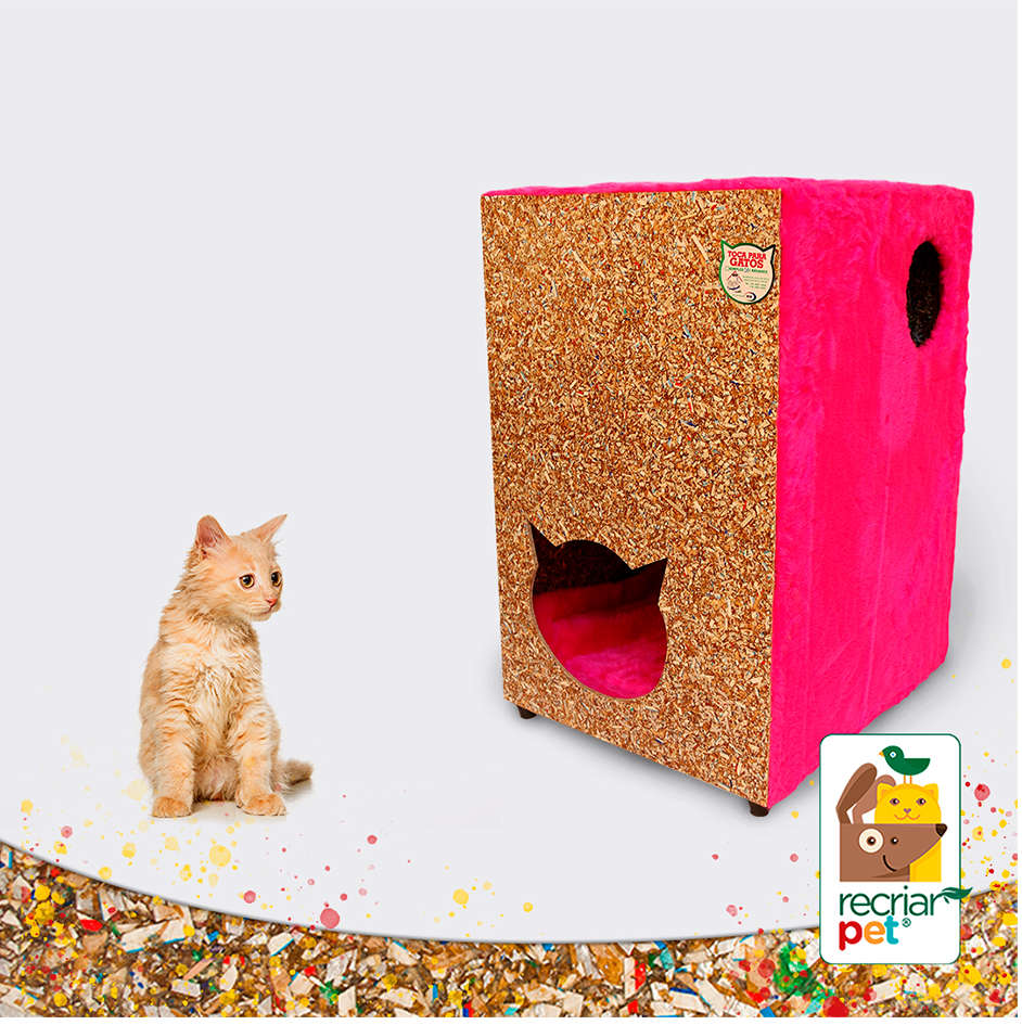 Toca Ecológica Recriar Pet 2 Andares Vermelha para Gatos - Vermelha