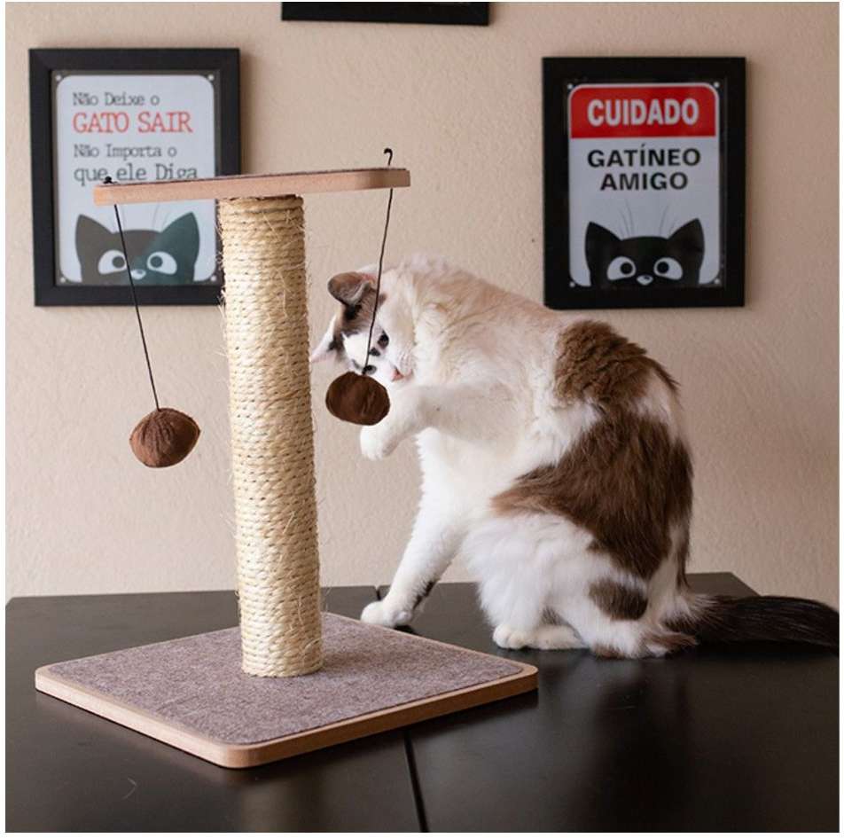 Brinquedo Arranhador Chão com Carpete Marrom - Tam. Único