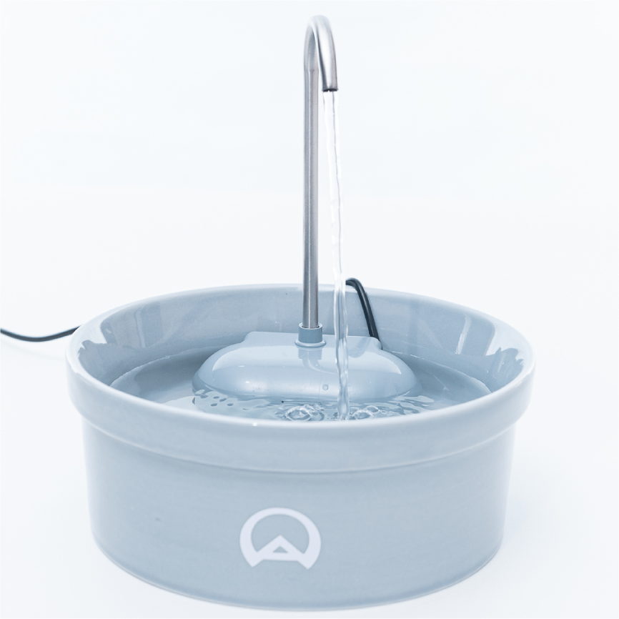 Fonte Bebedouro Porcelana Amicus Aqua para Cães e Gatos Cinza - 1200 mL