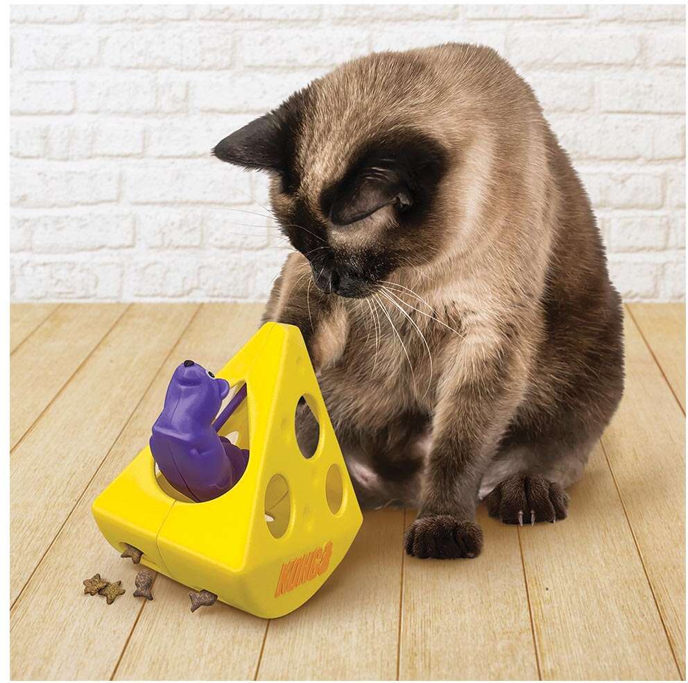 Brinquedo Recheável Kong Rewards Rocker Cheese Amarelo para Gatos - Tam. Único