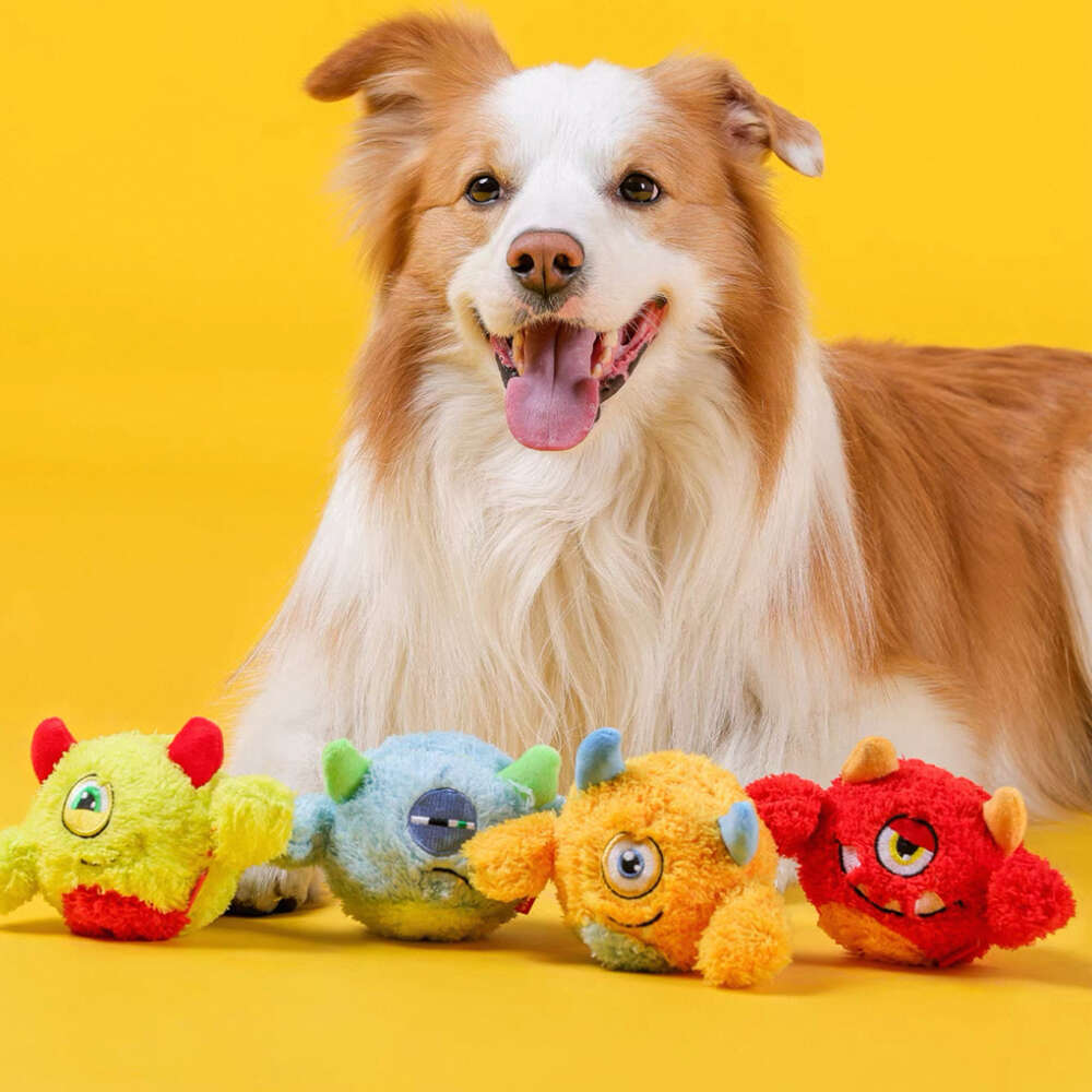 Brinquedo Pelúcia 2 em 1 Qmonster Baby Ciclope Vermelho para Cães - Tam. G