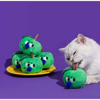 Brinquedo Pelúcia Zeze Espetinho Matatabi Maçã Verde com Catnip para Gatos